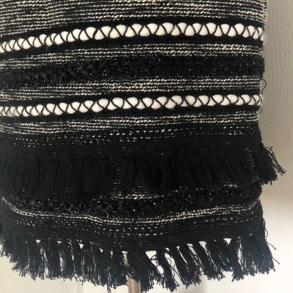 H&M MINI SKIRT TEXTURED. - Picture 2 of 8